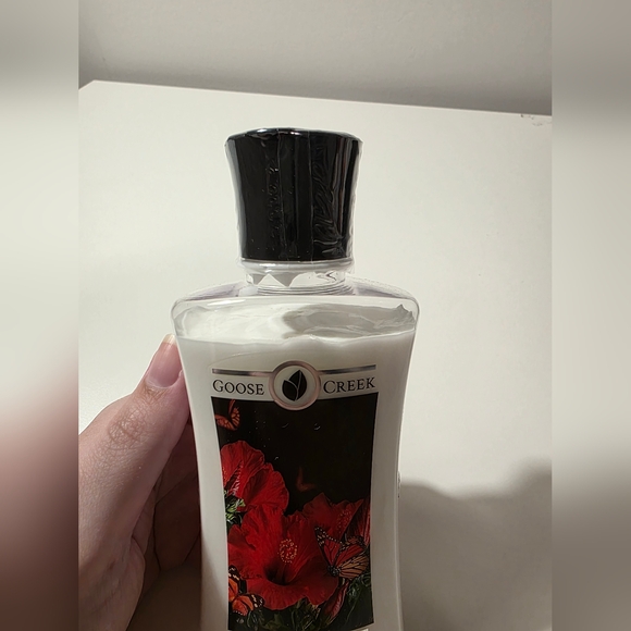 NEW Sealed Goose Creek 'Hibiscus Fruit Punch' Soothing Body Lotion 8.4 fl oz - Picture 3 of 8